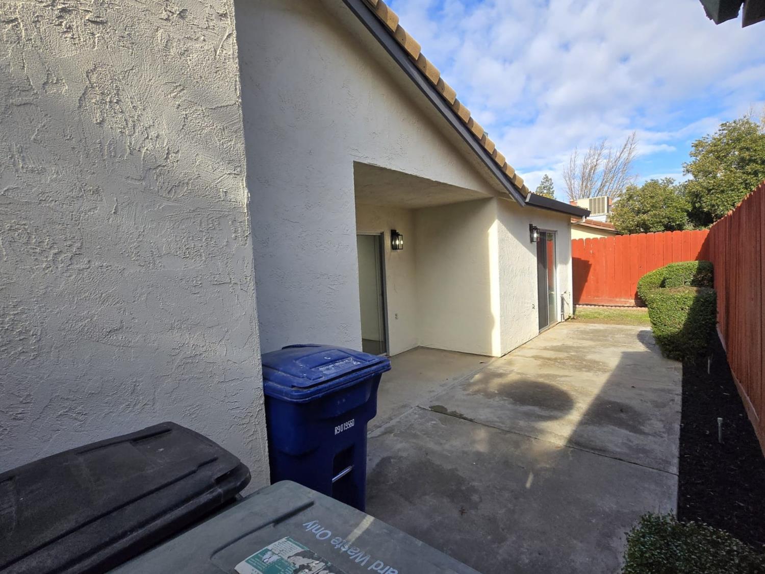 833 Pennington Pl, Modesto, CA 95356