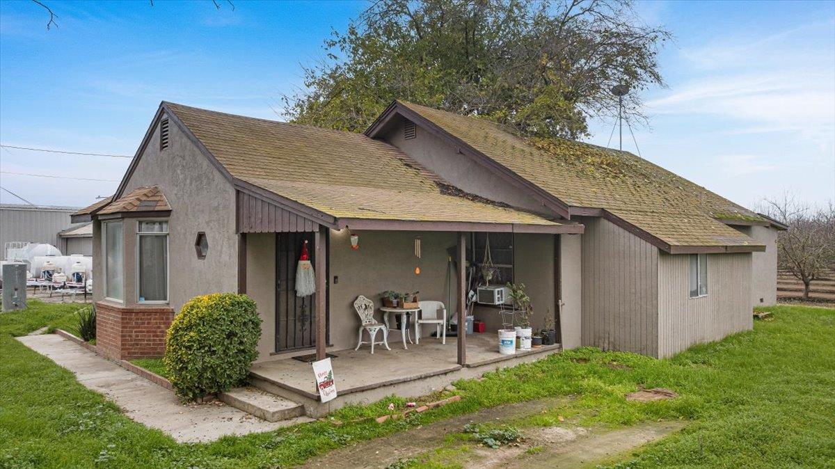 20339 Sexton Rd, Escalon, CA 95320