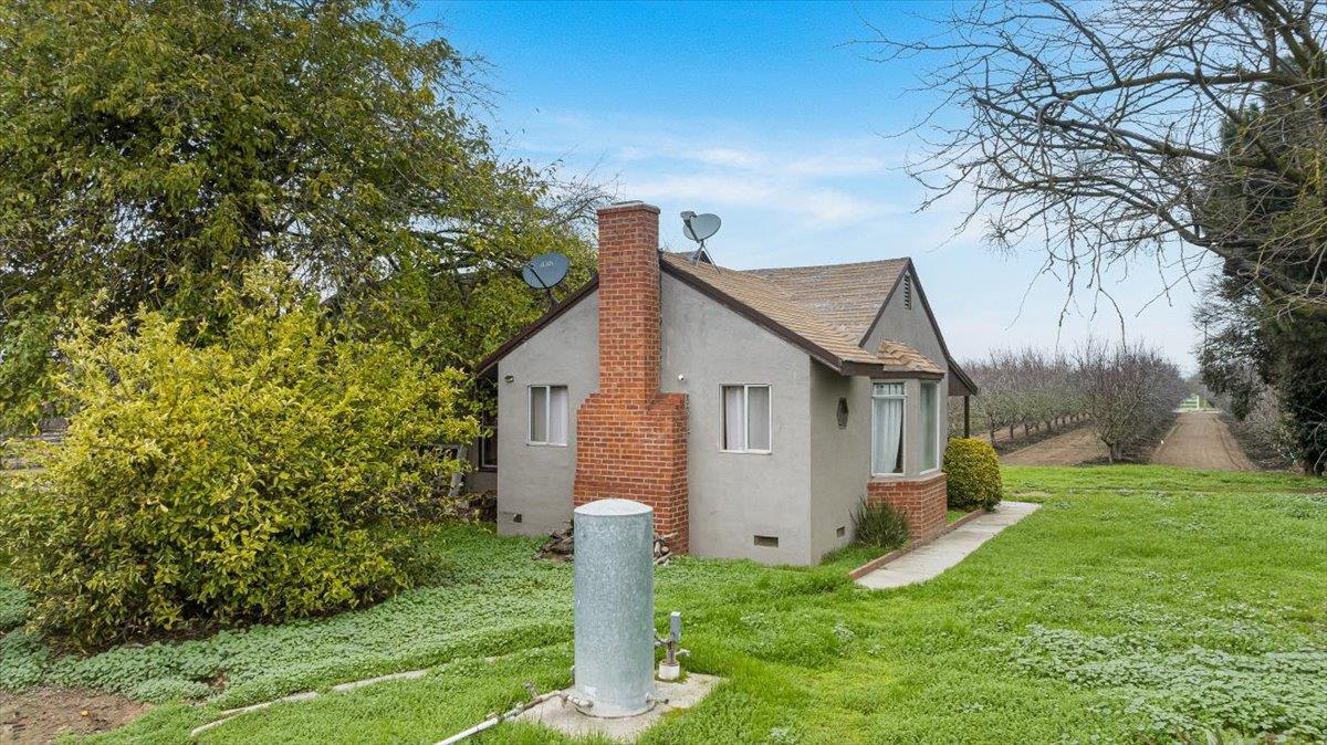 20339 Sexton Rd, Escalon, CA 95320