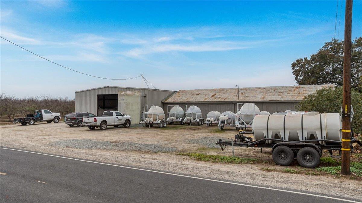 20339 Sexton Rd, Escalon, CA 95320