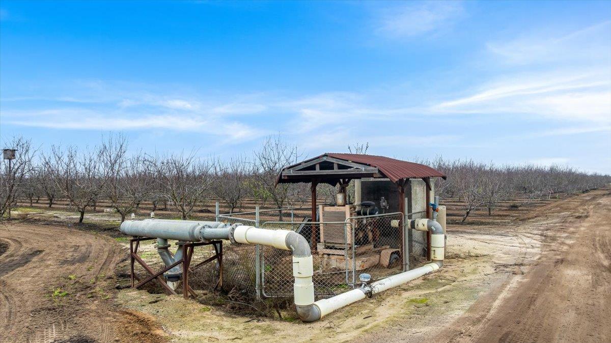 20339 Sexton Rd, Escalon, CA 95320