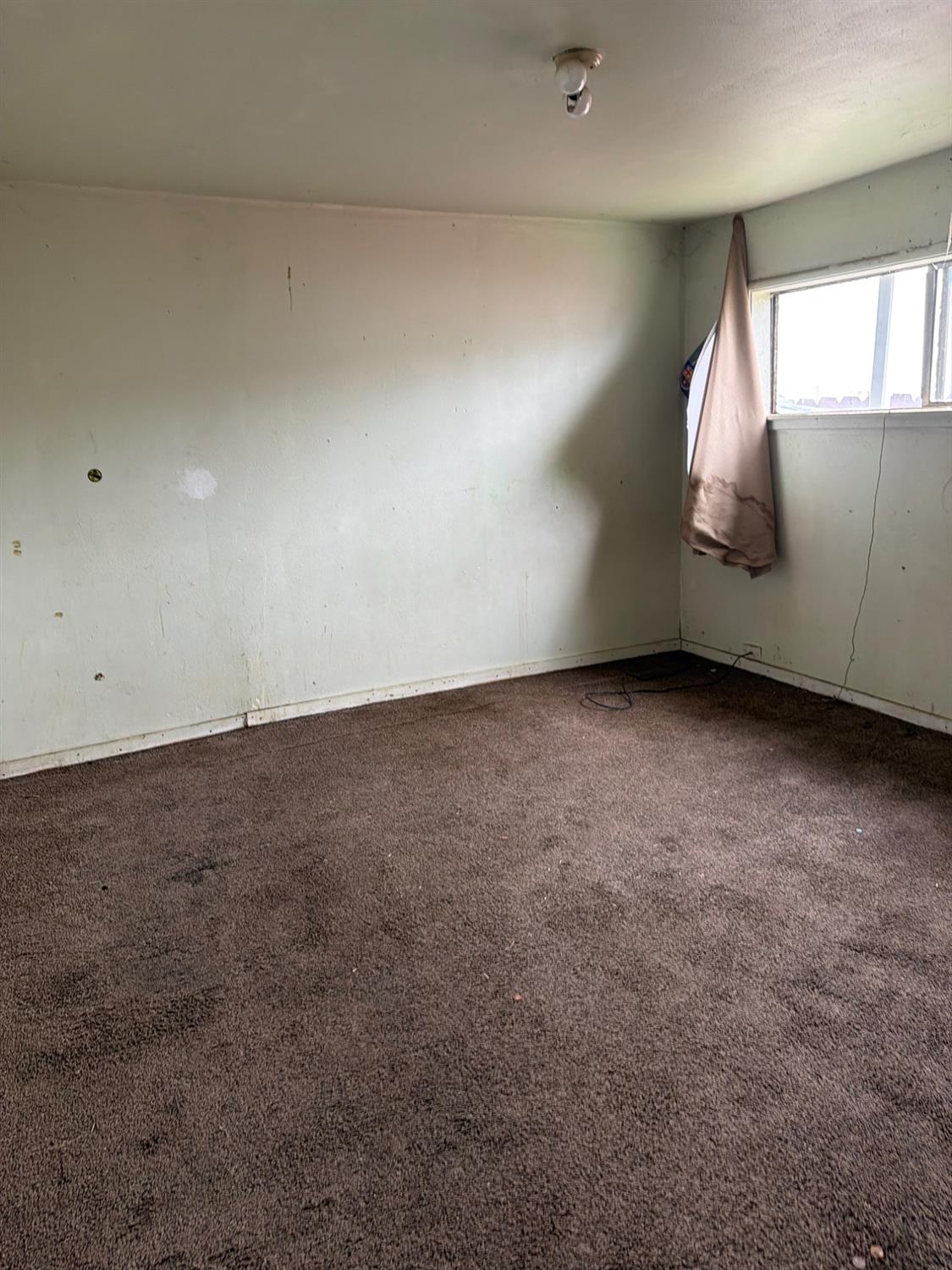 212 El Paso Ave, Modesto, CA 95351