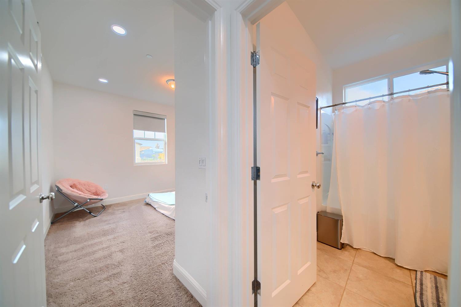 1958 Maiden Grass Ave, Manteca, CA 95337