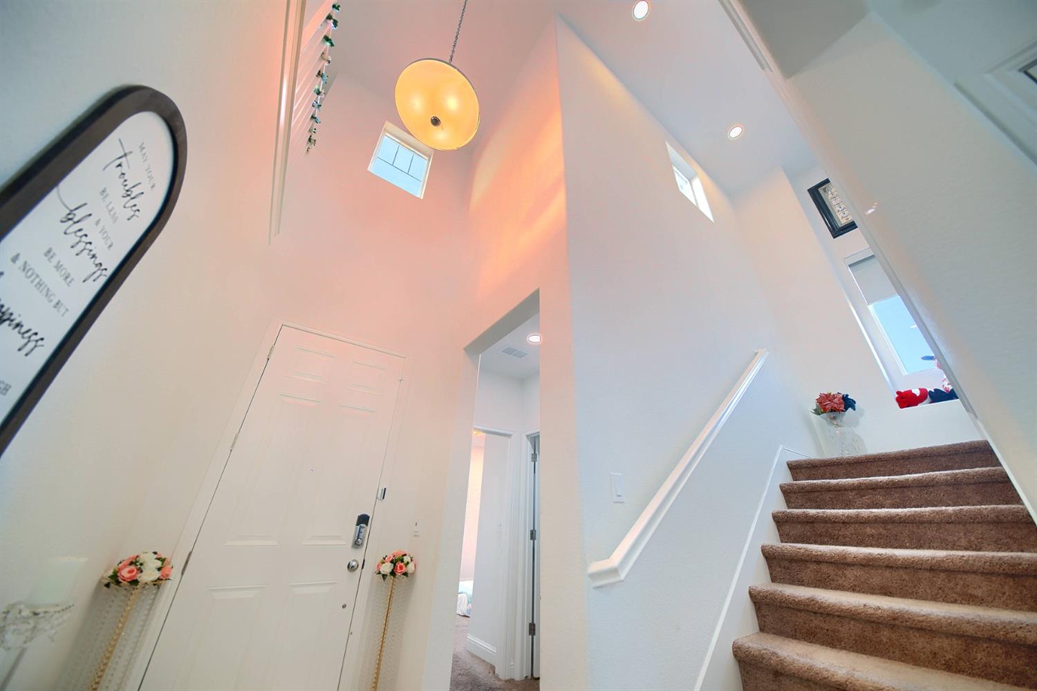 1958 Maiden Grass Ave, Manteca, CA 95337