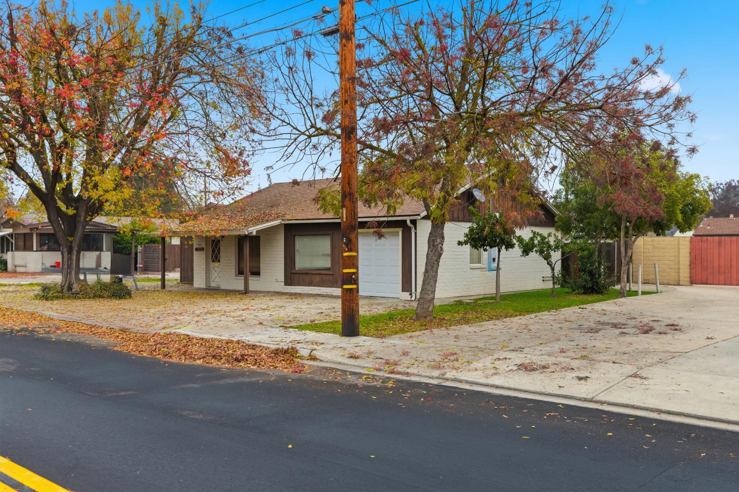 930 Virginia Ave, Modesto, CA 95350