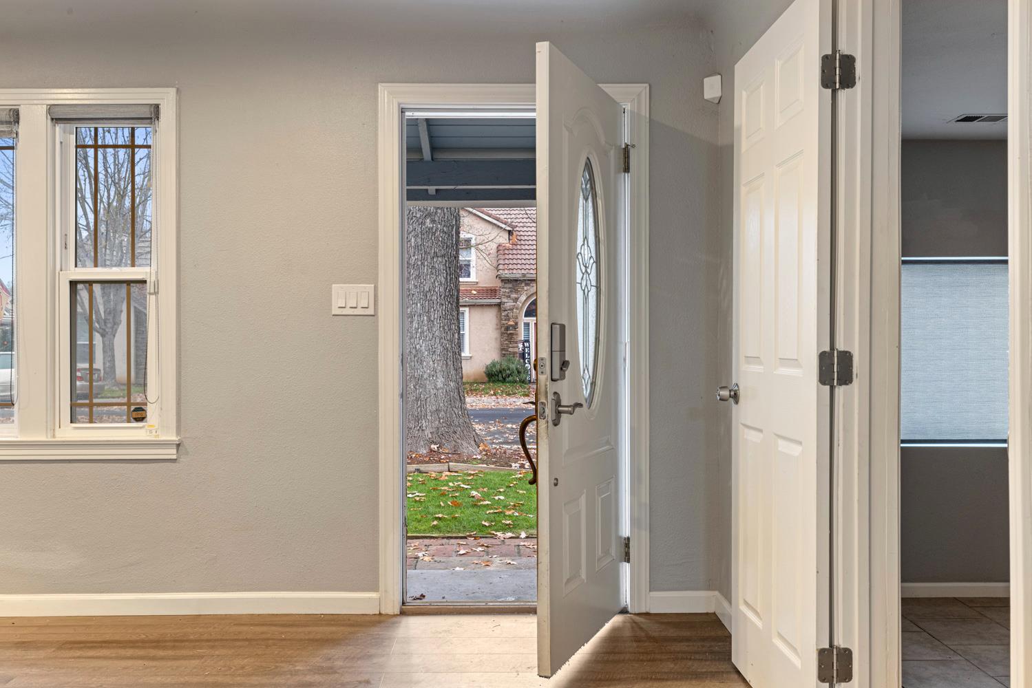 1820 Julian Ave, Modesto, CA 95354