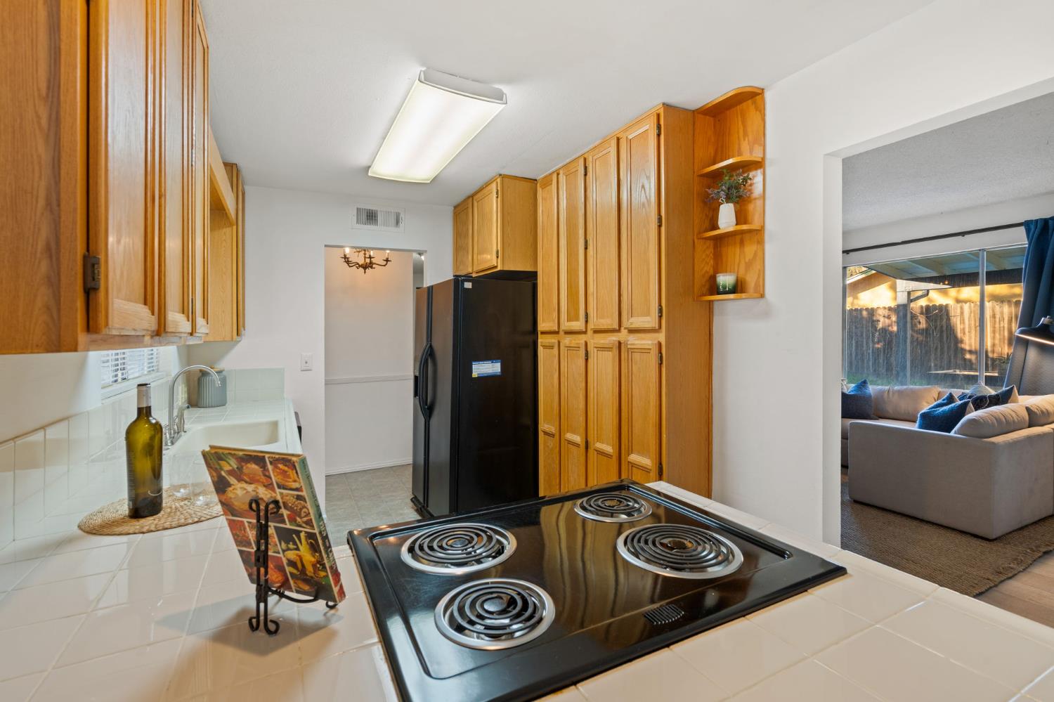 1609 Angelene Dr, Modesto, CA 95355