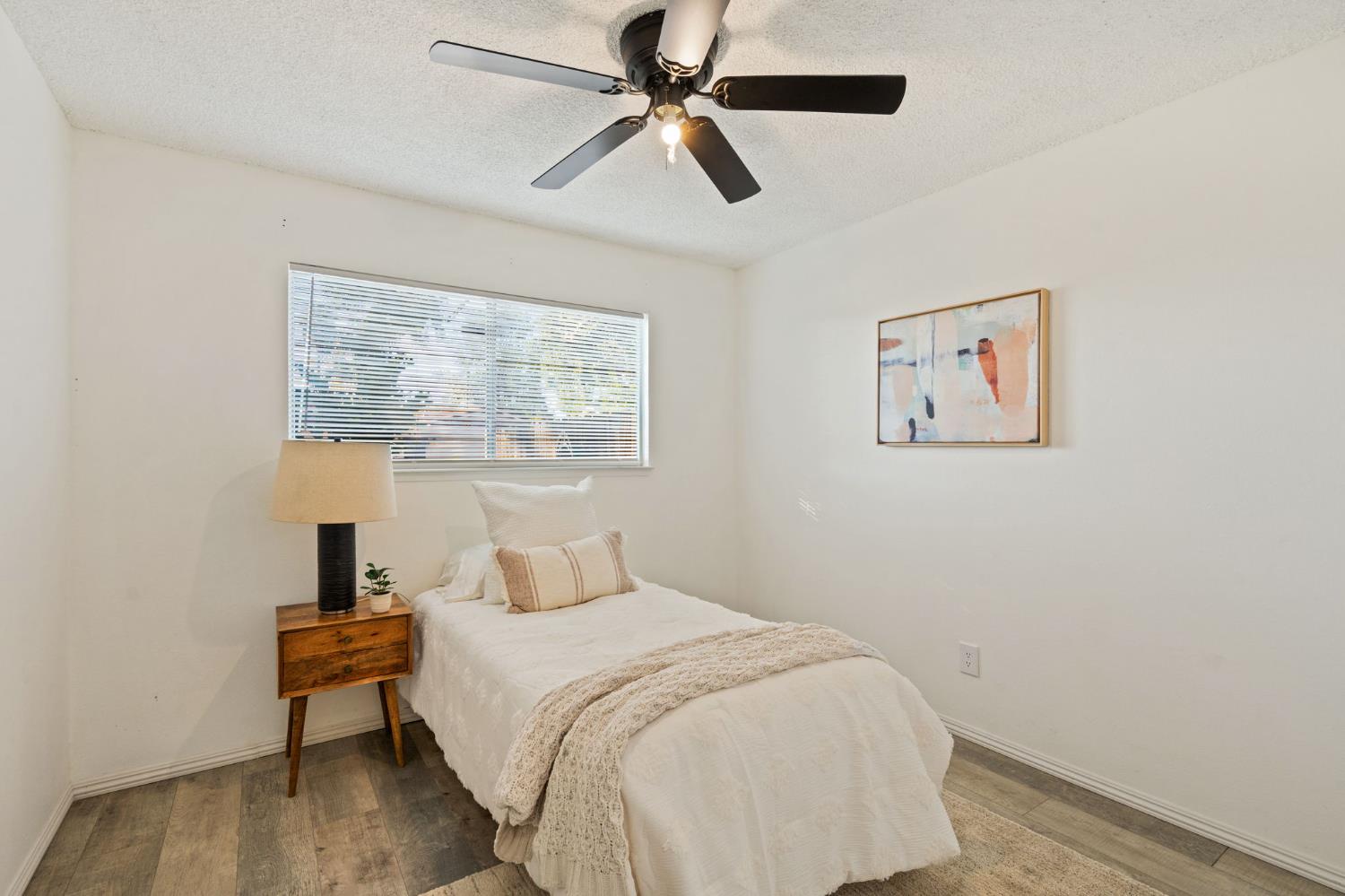 1609 Angelene Dr, Modesto, CA 95355