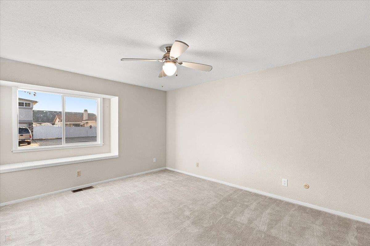 2117 Manitoba Ct, Modesto, CA 95356