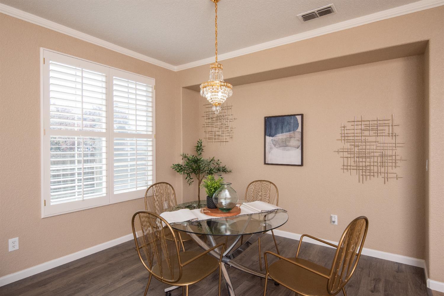 1992 Valenzuela Ct, Manteca, CA 95336