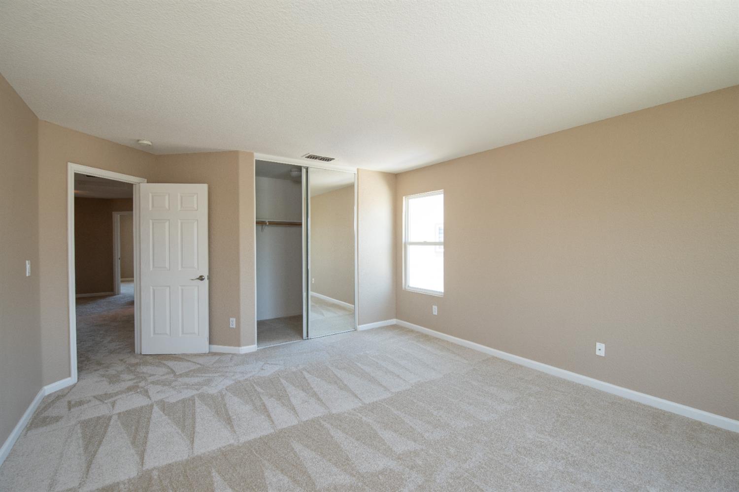 1992 Valenzuela Ct, Manteca, CA 95336