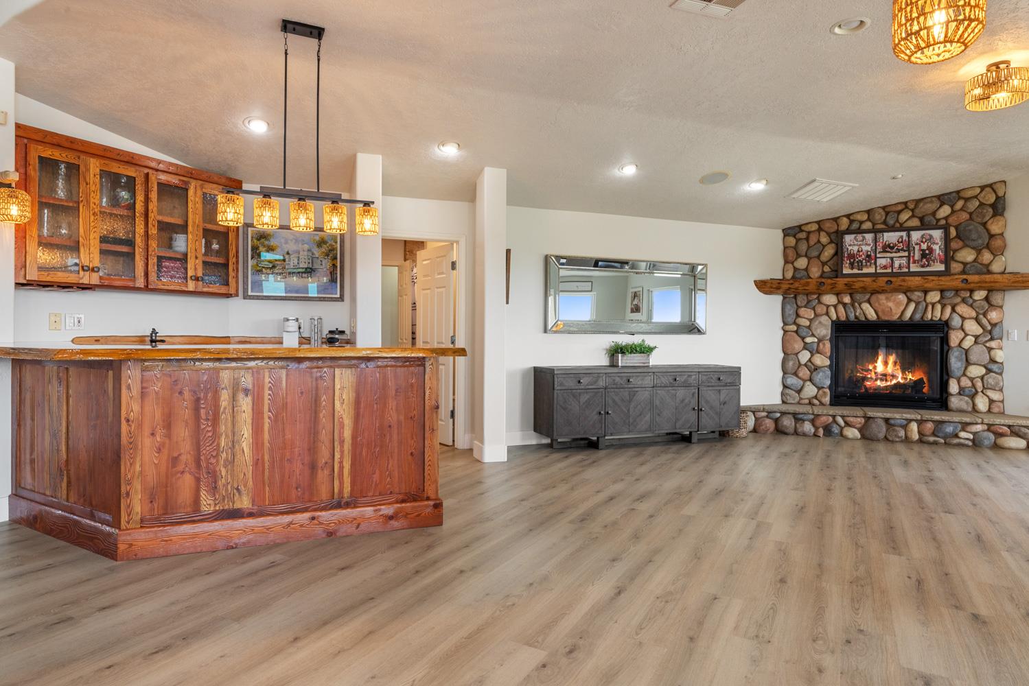 8300 Jantzen Rd, Modesto, CA 95357