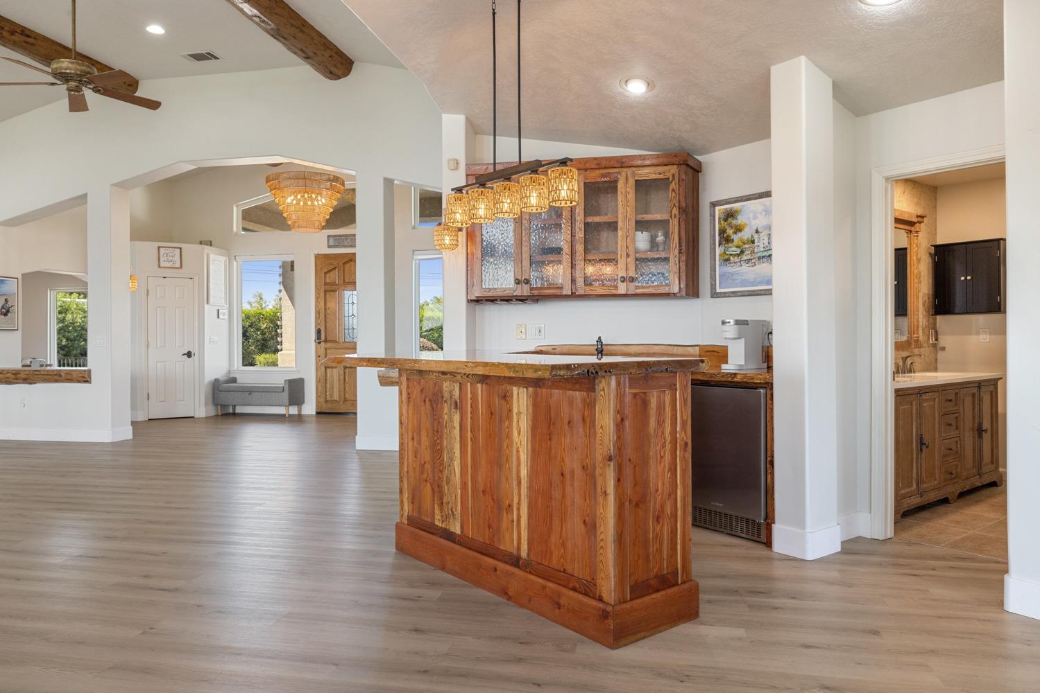 8300 Jantzen Rd, Modesto, CA 95357