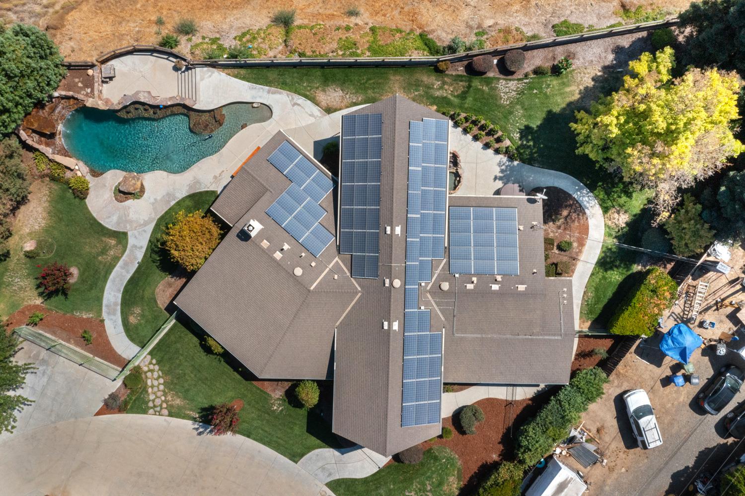 8300 Jantzen Rd, Modesto, CA 95357