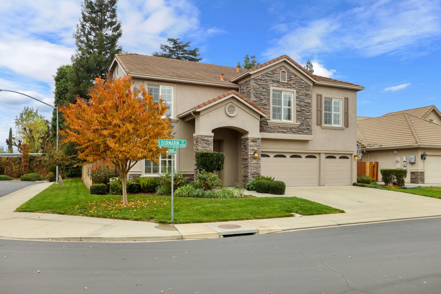 4305 Lourmarin Ln, Modesto, CA 95356