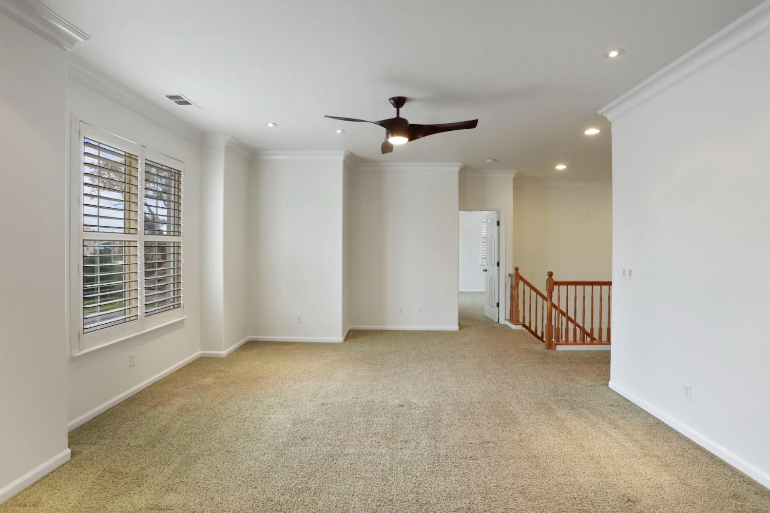 4305 Lourmarin Ln, Modesto, CA 95356