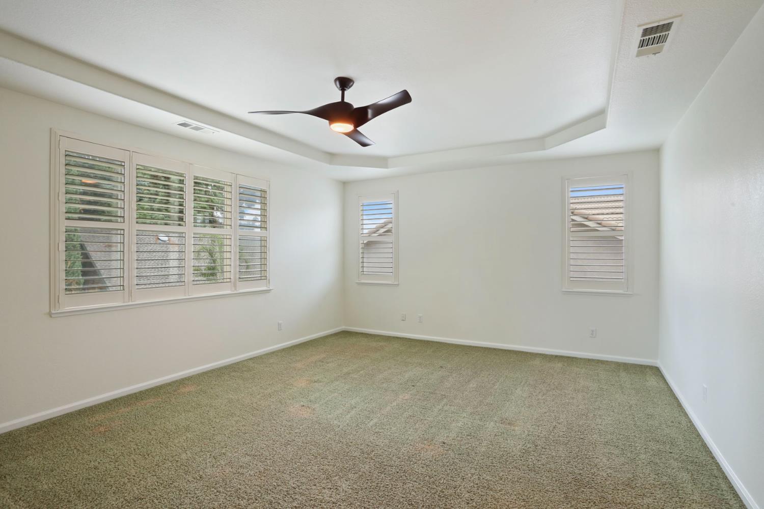 4305 Lourmarin Ln, Modesto, CA 95356