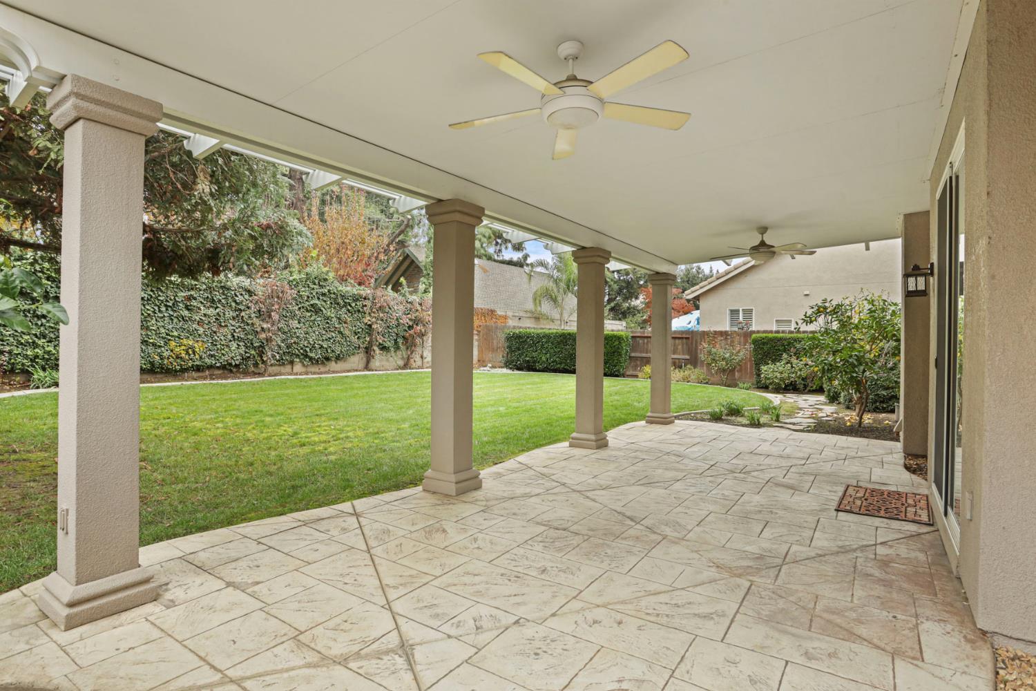 4305 Lourmarin Ln, Modesto, CA 95356