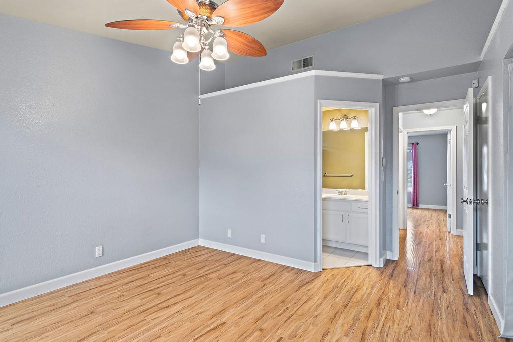 326 Burns Creek Ct, Waterford, CA 95386