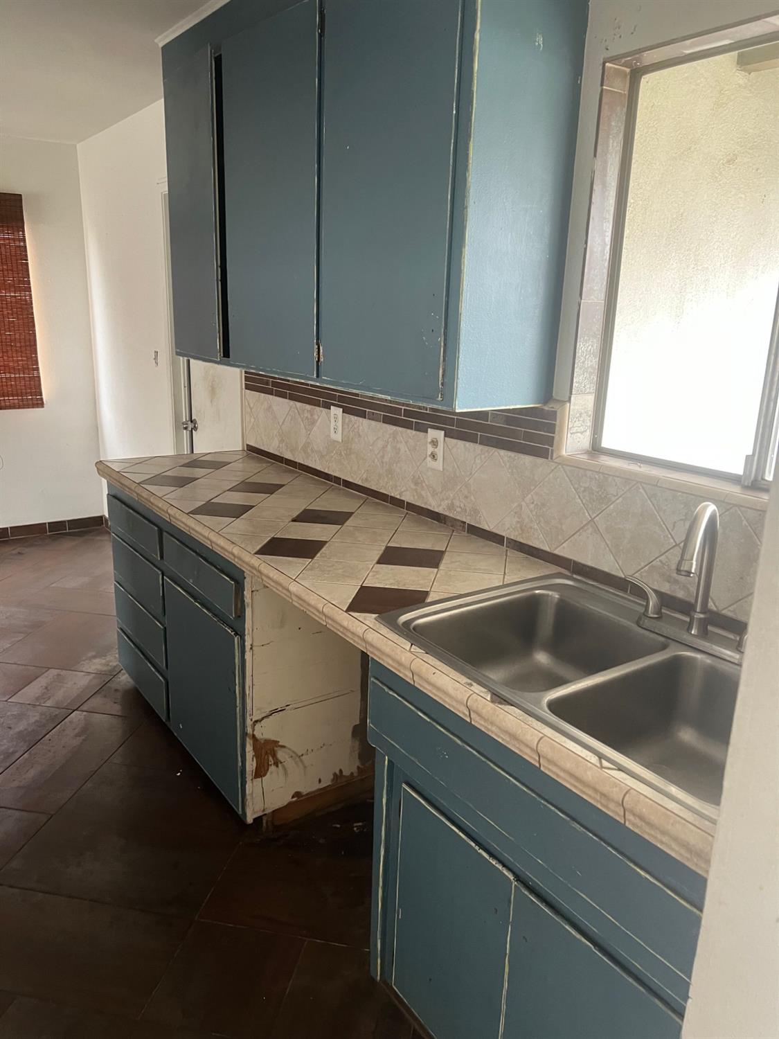 4924 Brooklyn Ct, Modesto, CA 95357