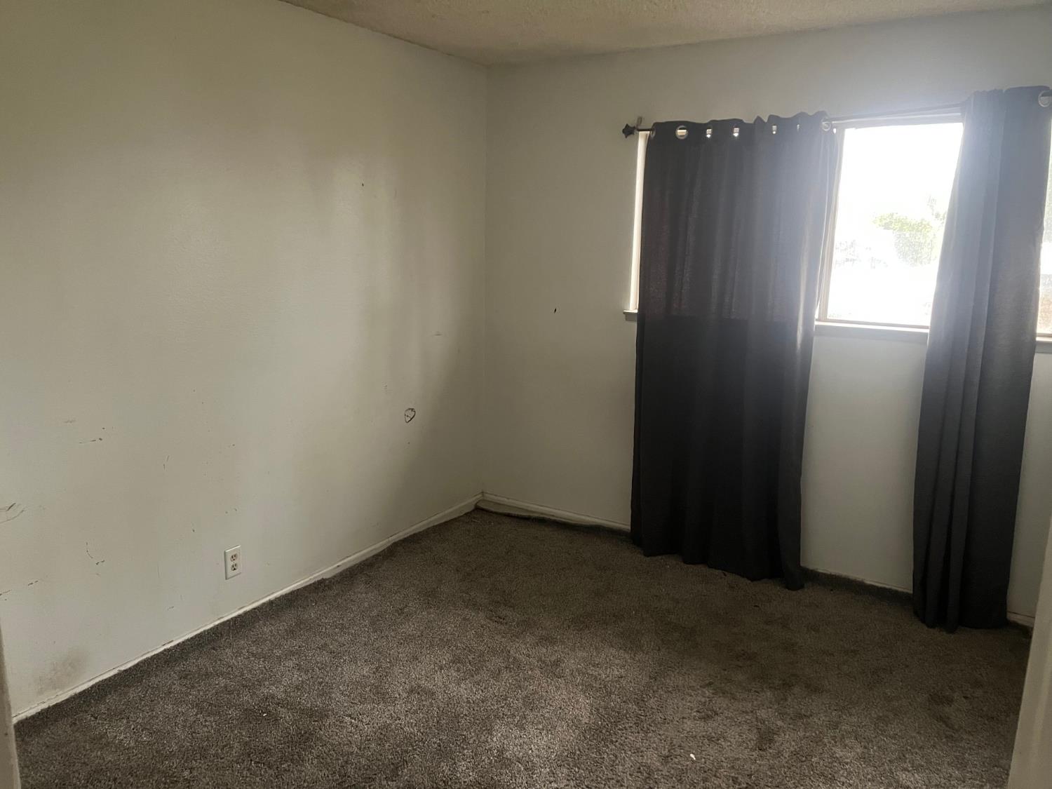 4924 Brooklyn Ct, Modesto, CA 95357