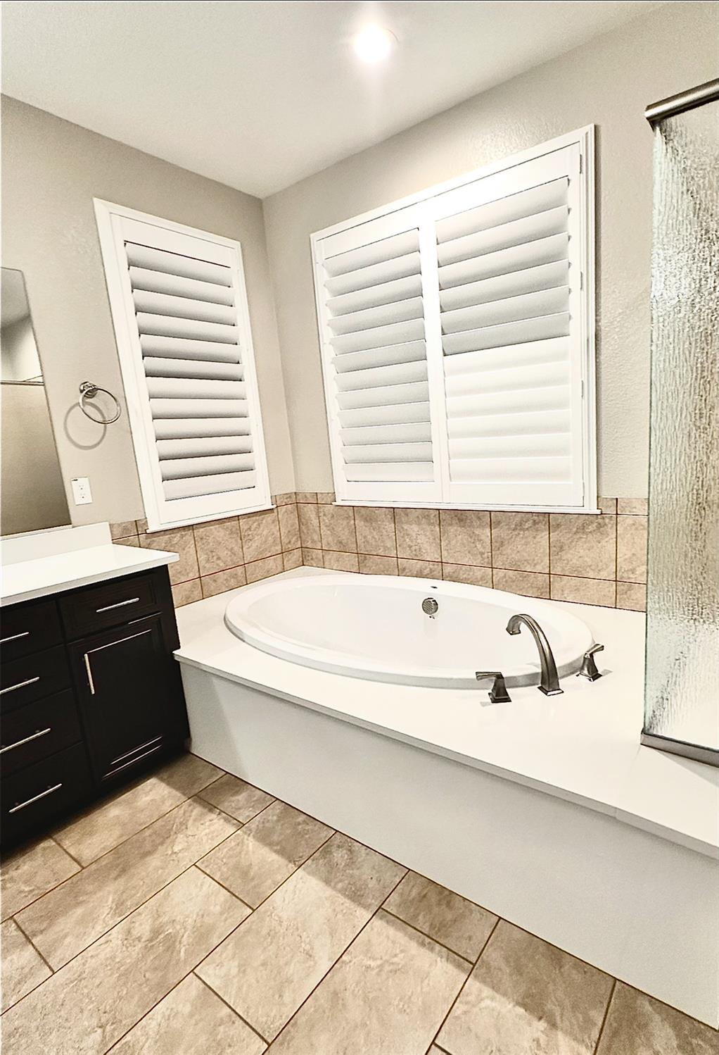 2589 Gantry Dr, Manteca, CA 95337