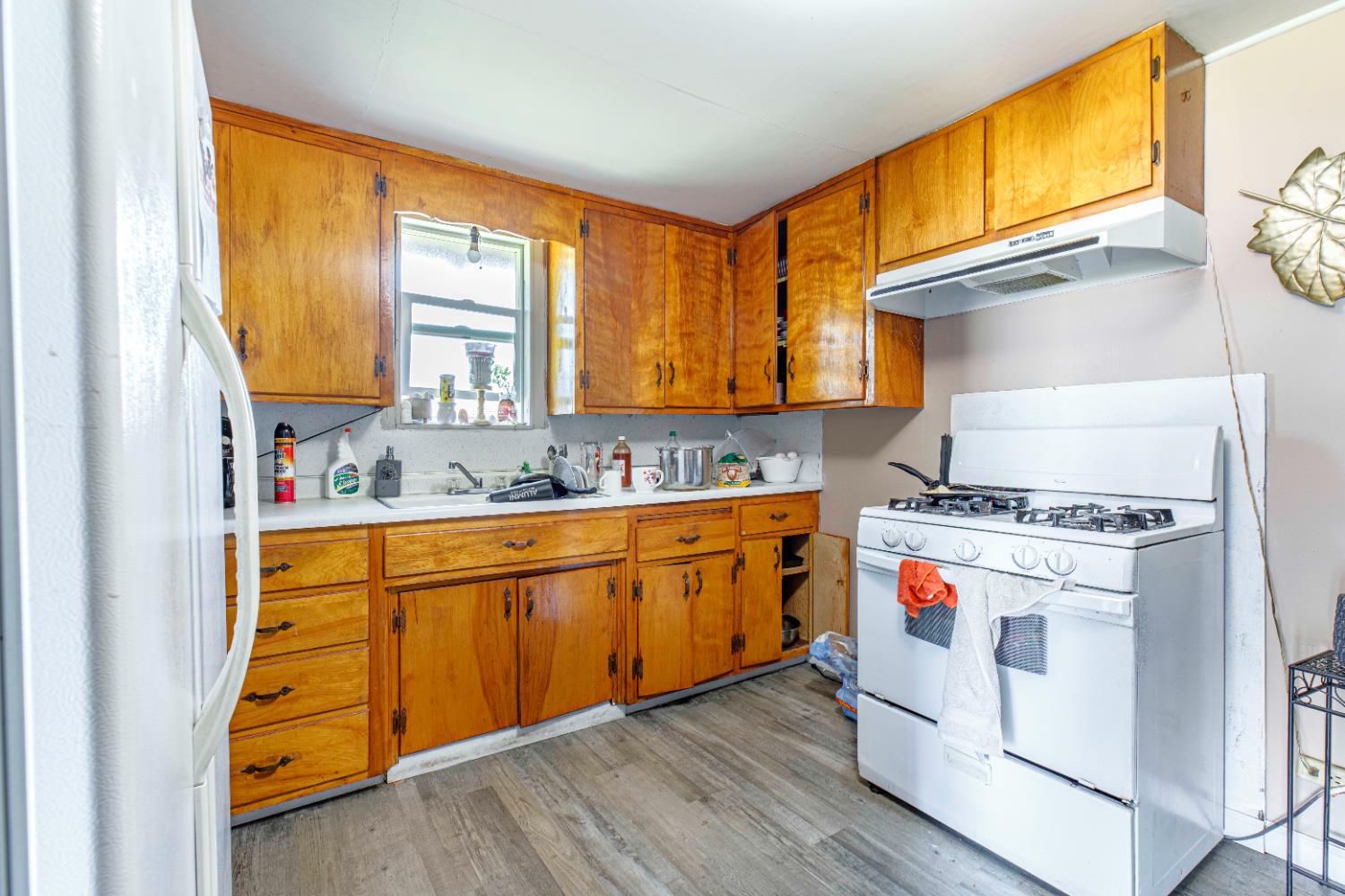 545 El Roya Ave, Modesto, CA 95354