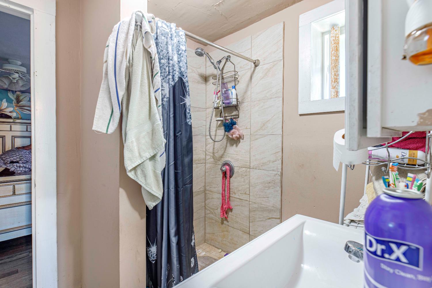 545 El Roya Ave, Modesto, CA 95354