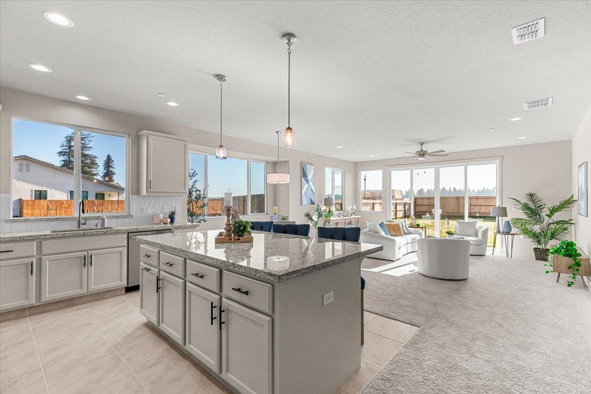 2970 E Tuolumne Rd, Turlock, CA 95382