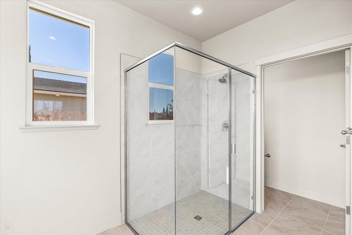 2970 E Tuolumne Rd, Turlock, CA 95382