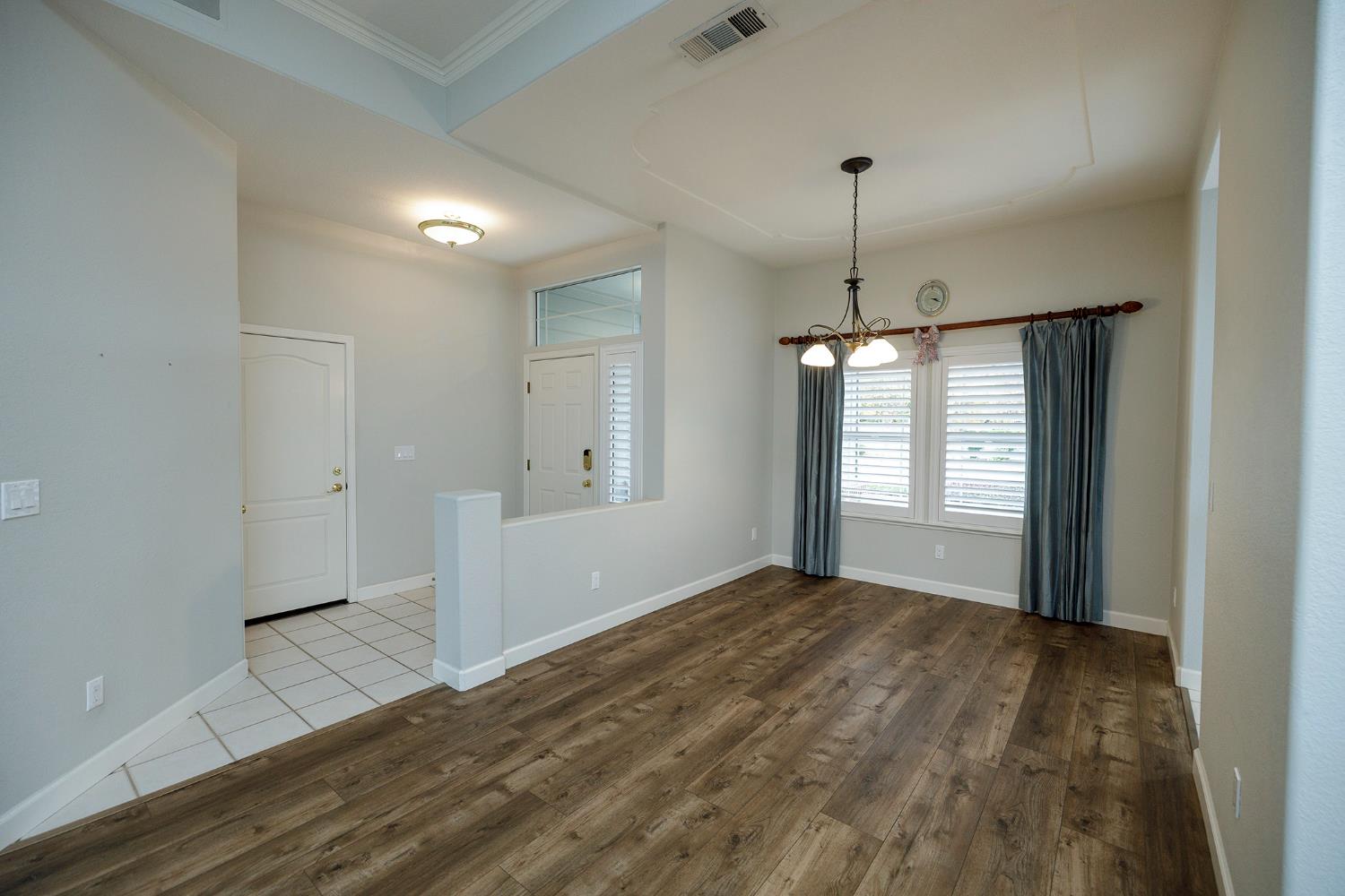 2545 Nicklaus Dr, Turlock, CA 95382