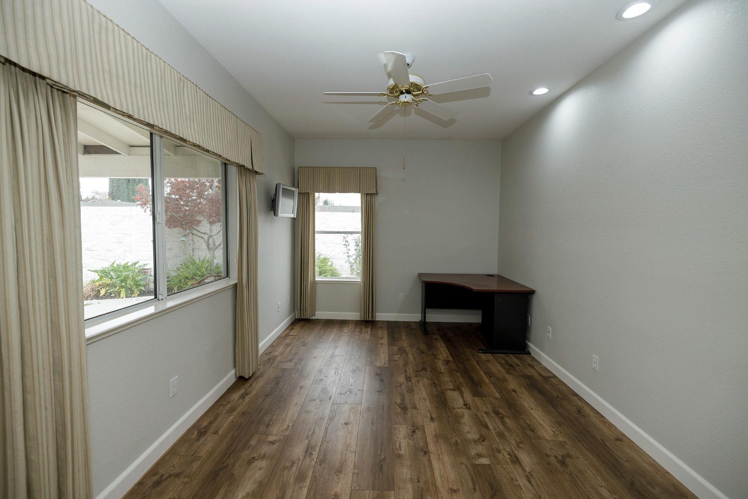 2545 Nicklaus Dr, Turlock, CA 95382