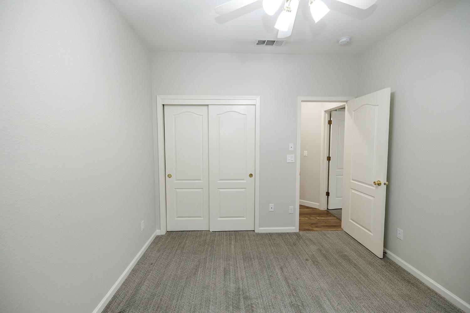 2545 Nicklaus Dr, Turlock, CA 95382