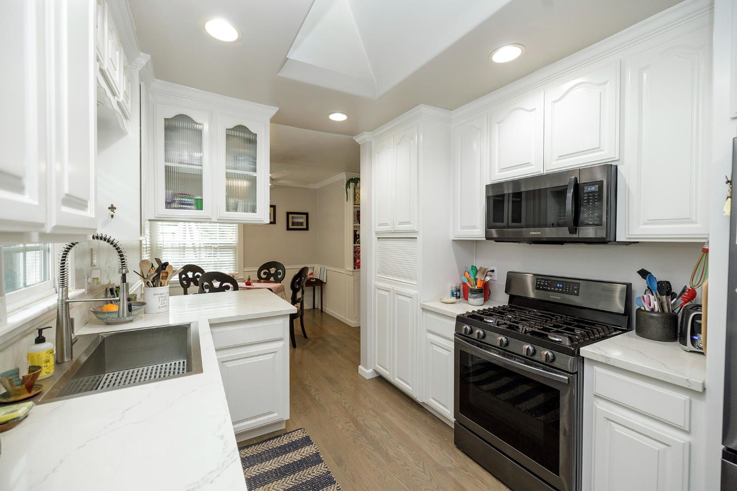 1307 Sycamore Ave, Modesto, CA 95350