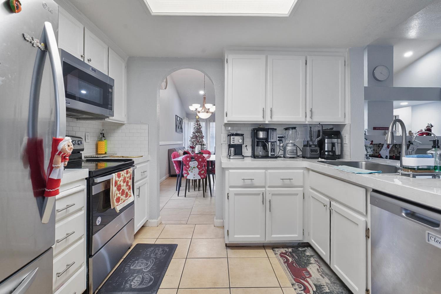 3513 Havenwood Way, Ceres, CA 95307