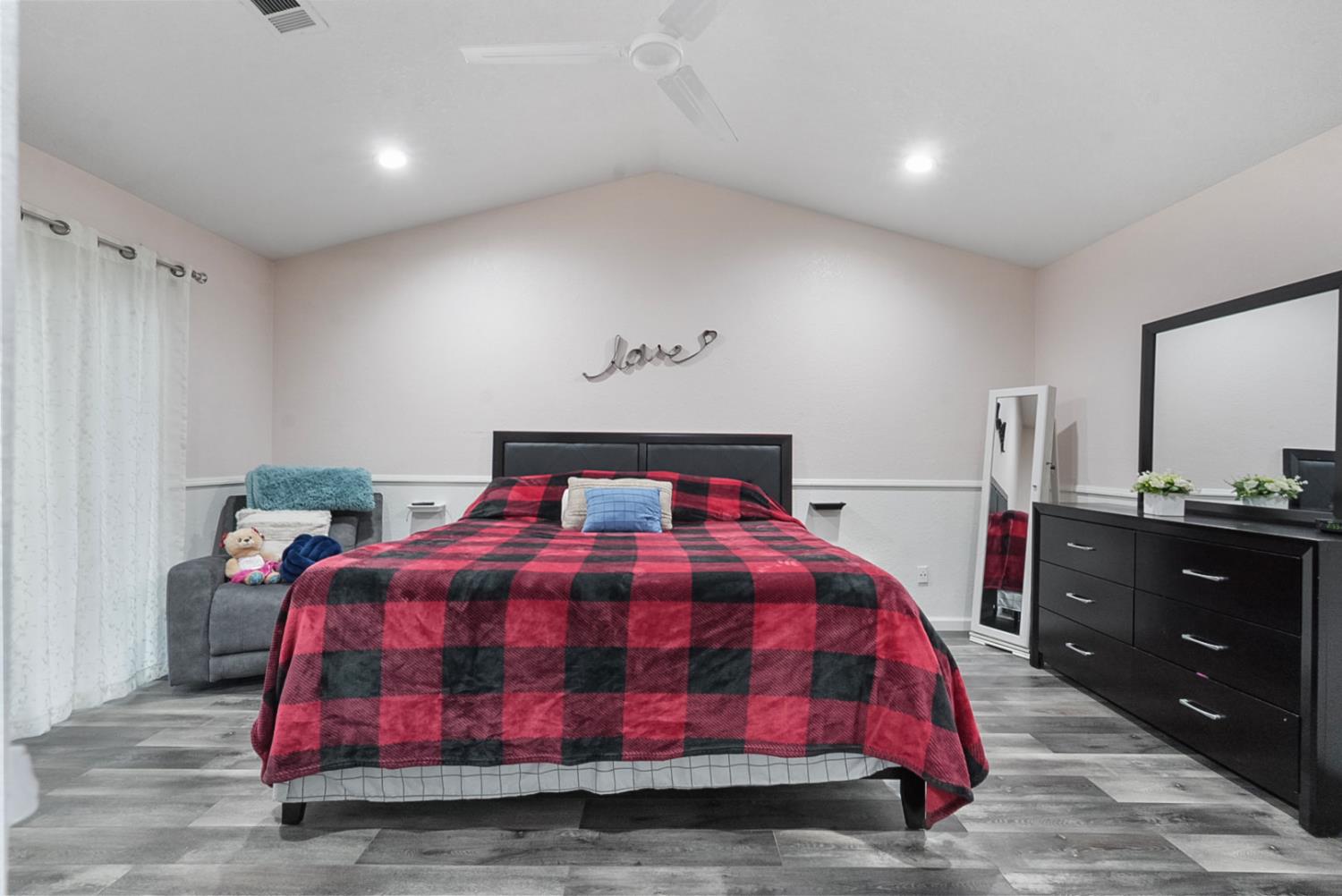 3513 Havenwood Way, Ceres, CA 95307