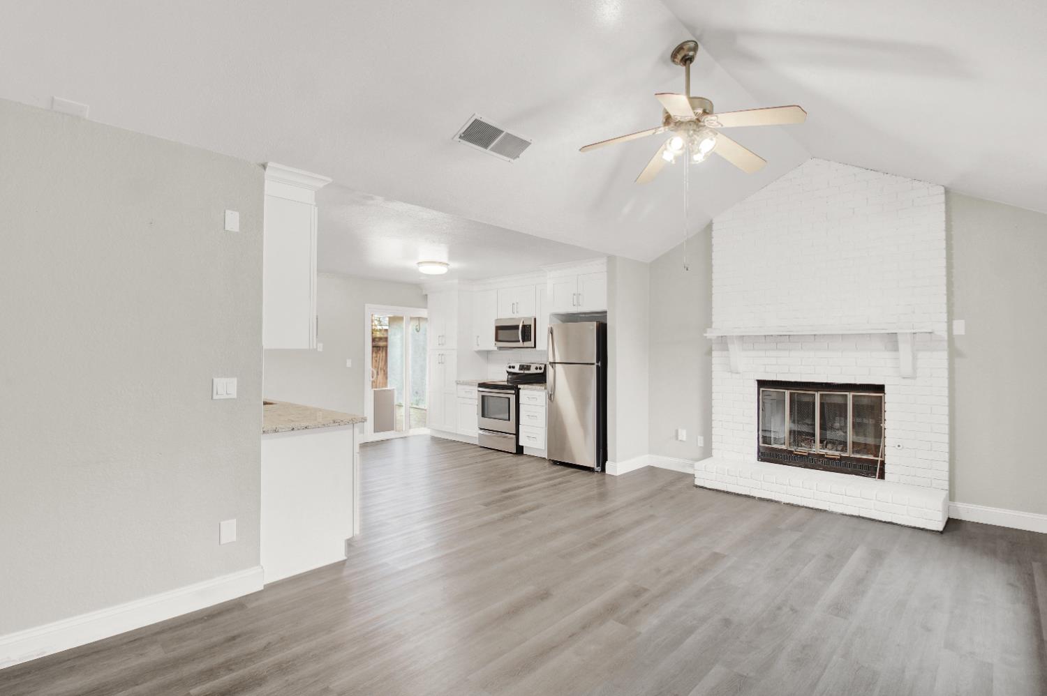 4109 E Orangeburg Ave, Modesto, CA 95355