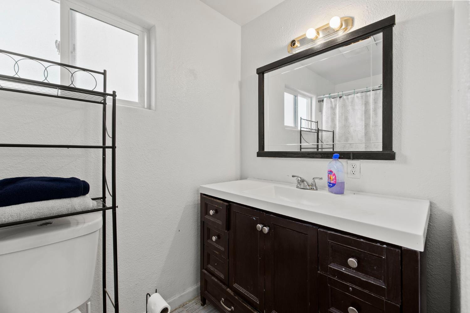 4620 Ave 228, Tulare, CA 93274