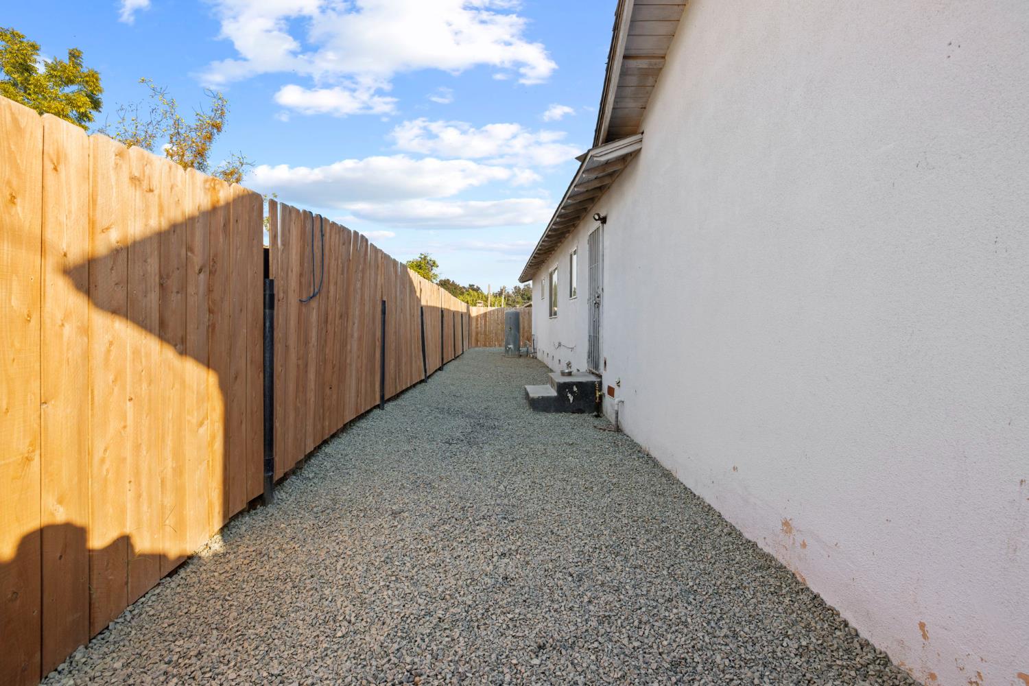 4620 Ave 228, Tulare, CA 93274