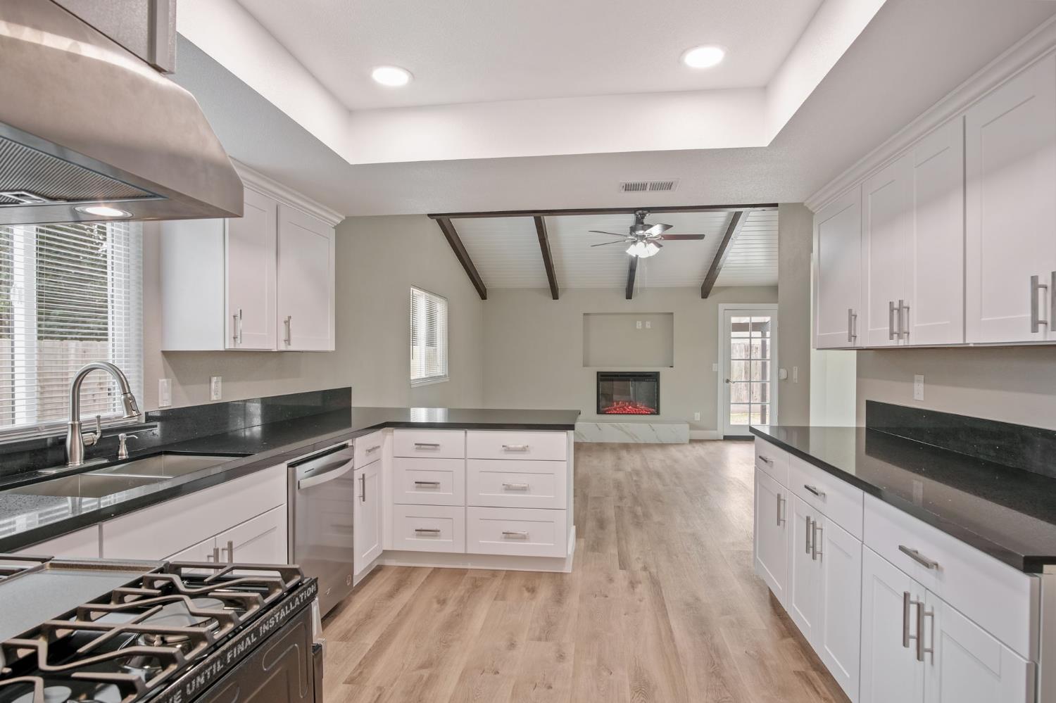 3424 Joanna Dr, Modesto, CA 95355