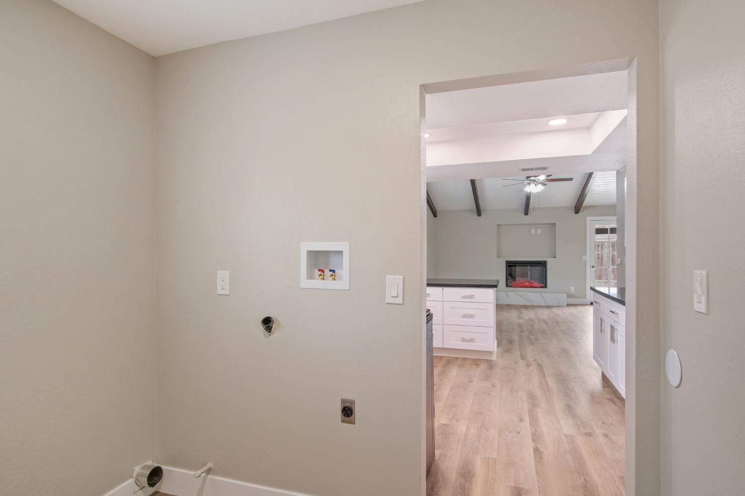 3424 Joanna Dr, Modesto, CA 95355