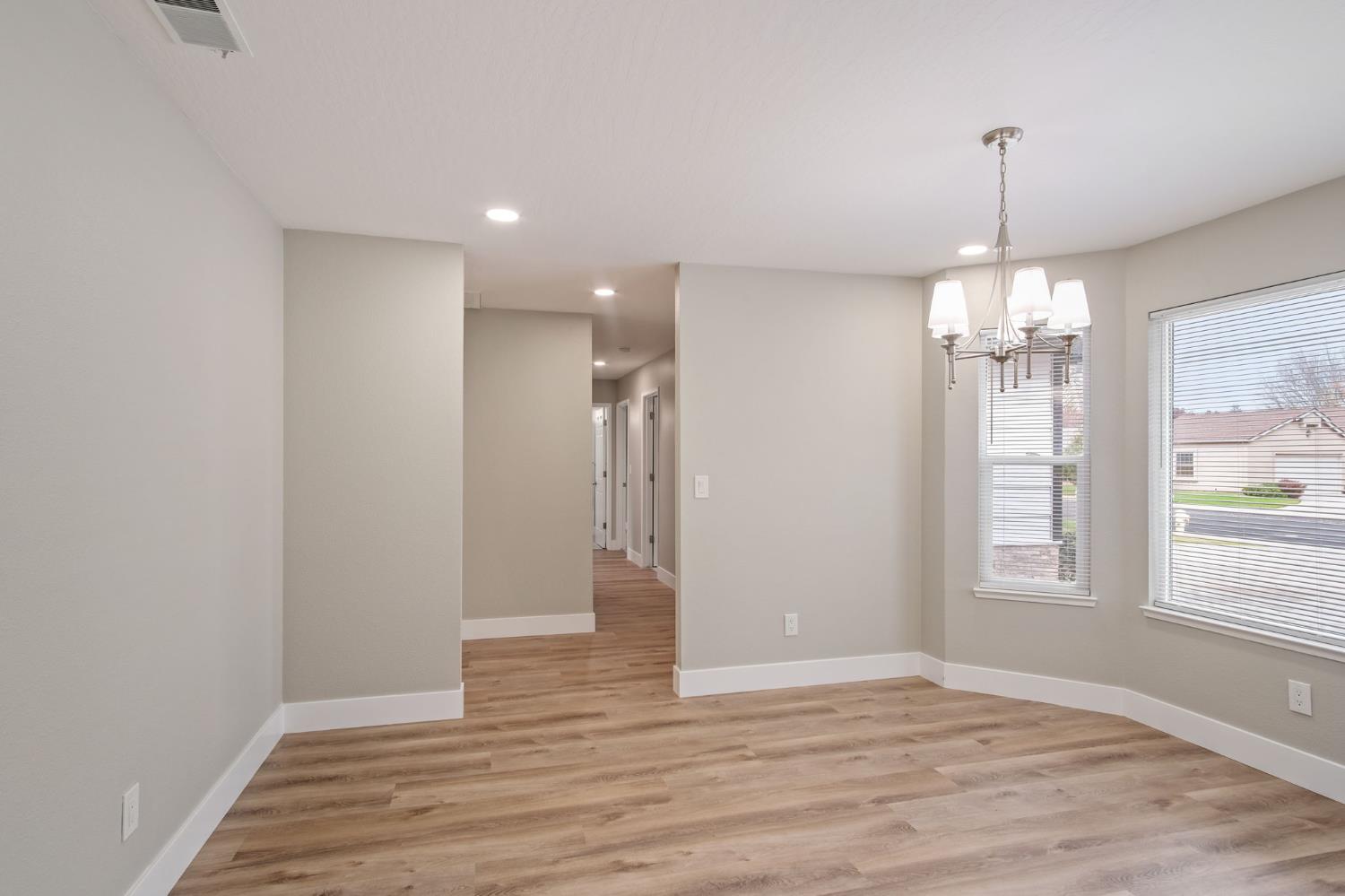 3424 Joanna Dr, Modesto, CA 95355