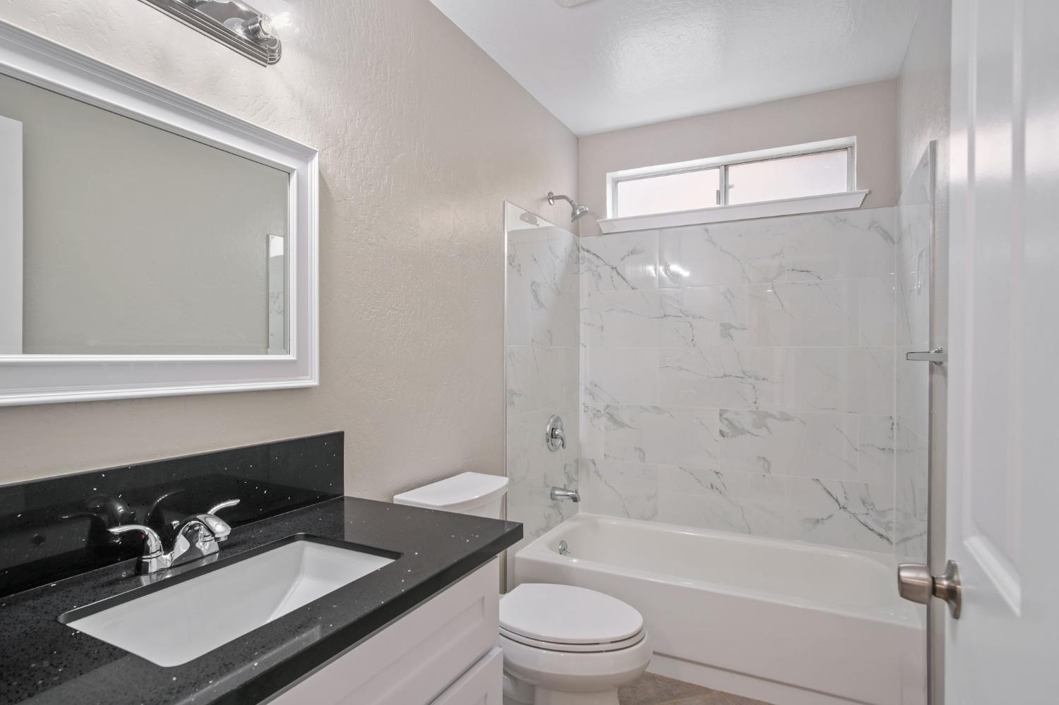 3424 Joanna Dr, Modesto, CA 95355