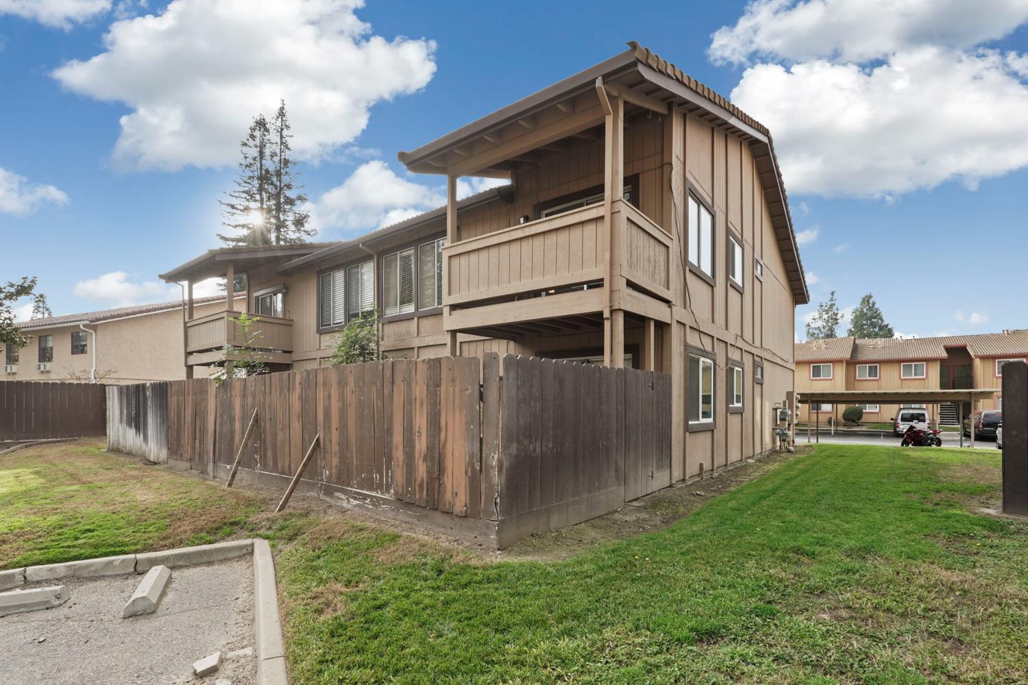 455 Cherry Ln #K, Manteca, CA 95337