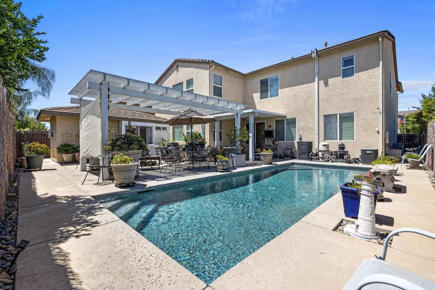 2808 Espana Ln, Modesto, CA 95355