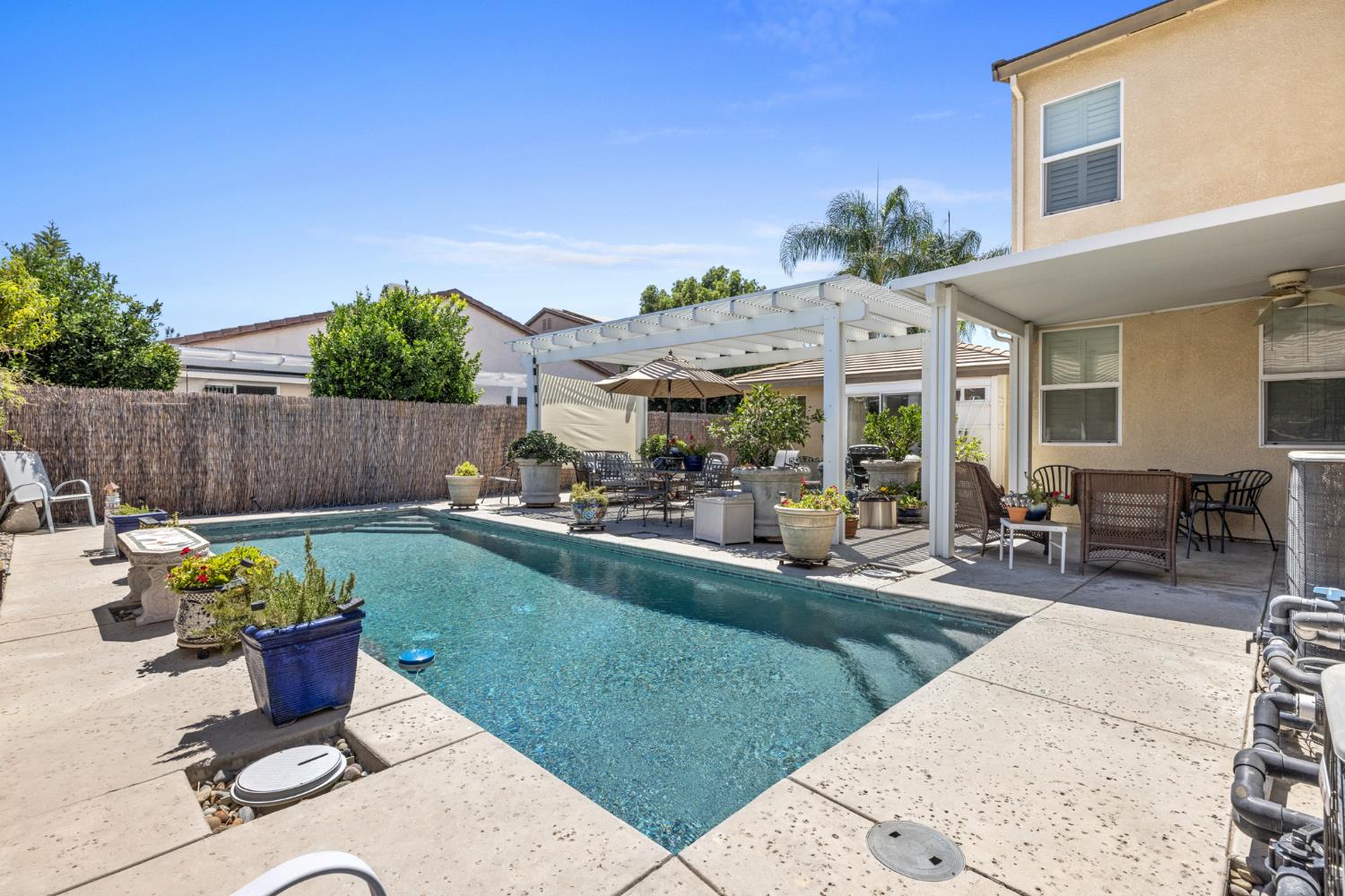 2808 Espana Ln, Modesto, CA 95355