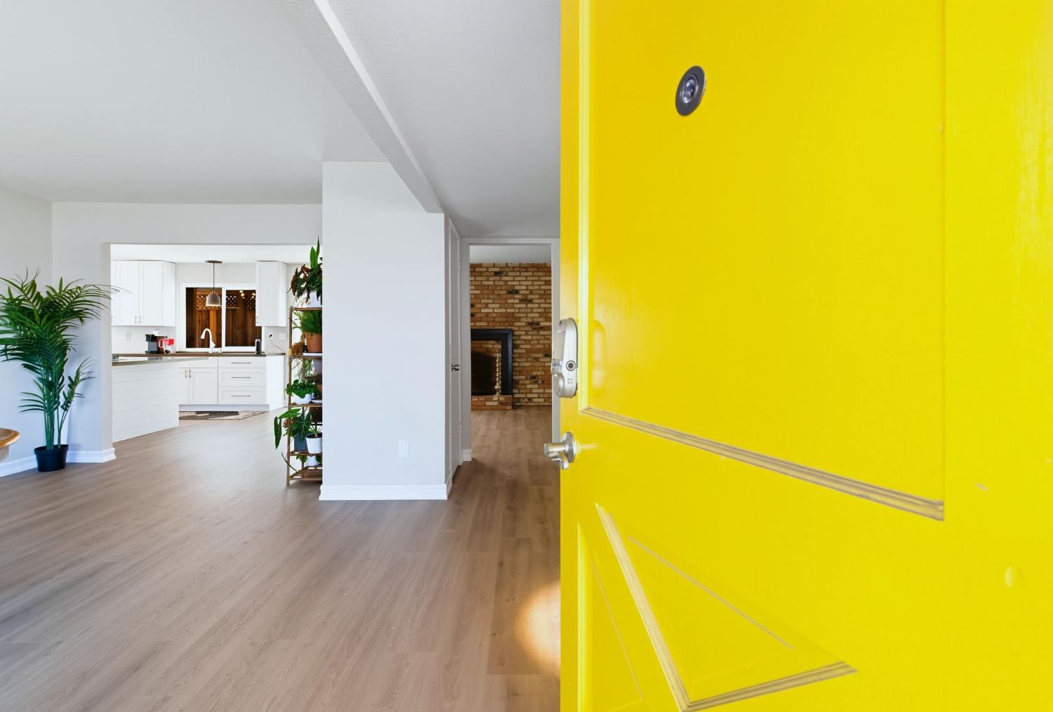 1320 Coffee Villa Dr, Modesto, CA 95355