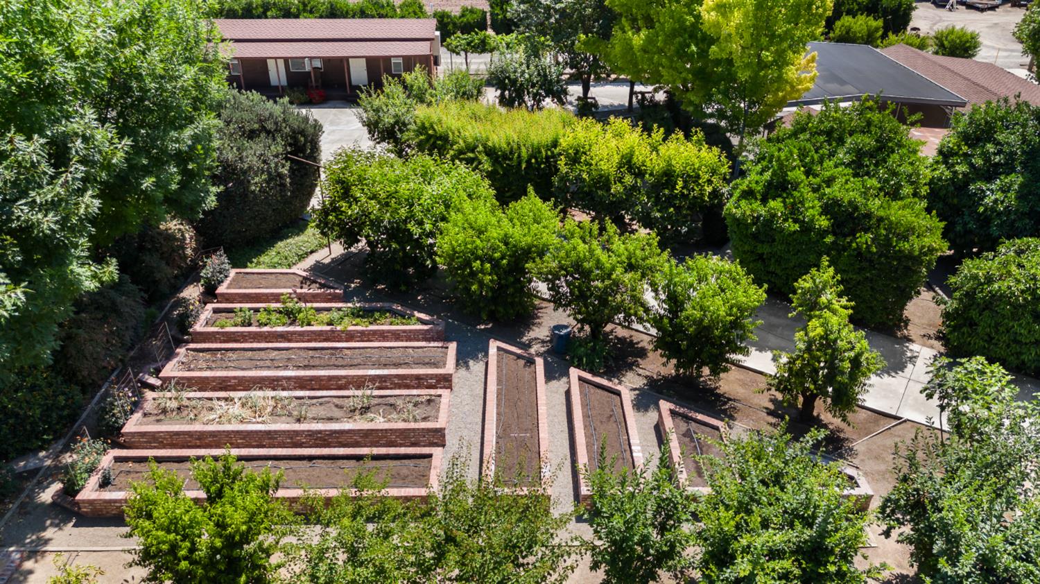 20592 Ayers Rd, Escalon, CA 95320