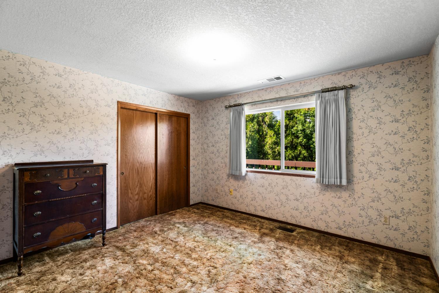 20592 Ayers Rd, Escalon, CA 95320