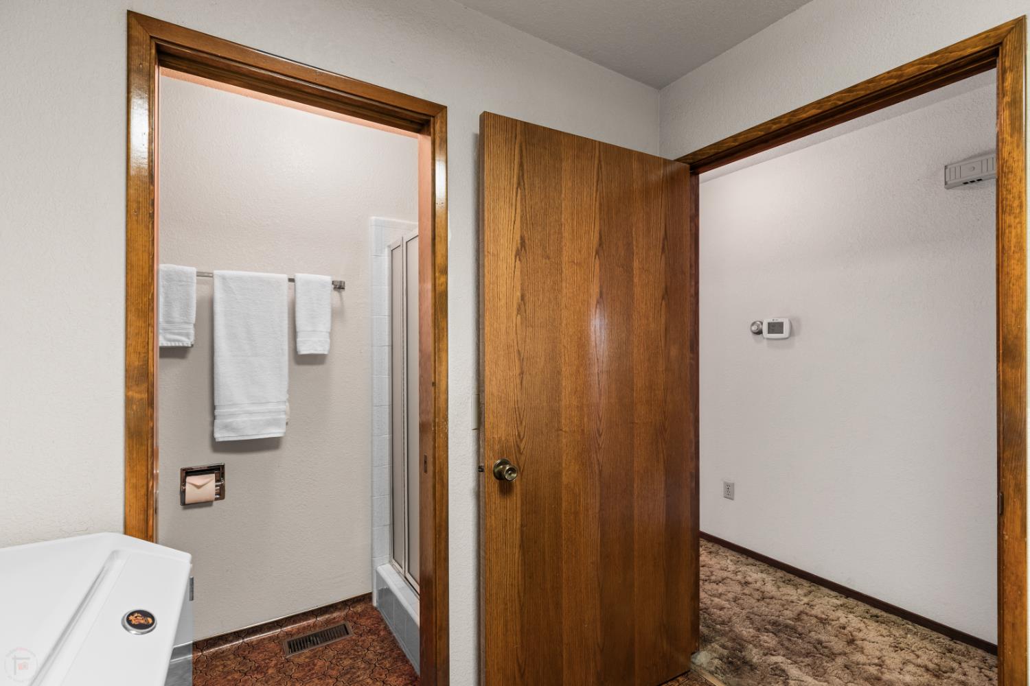 20592 Ayers Rd, Escalon, CA 95320